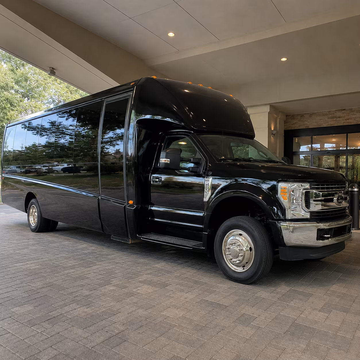 book the perfect ride for your next airport transfer 3