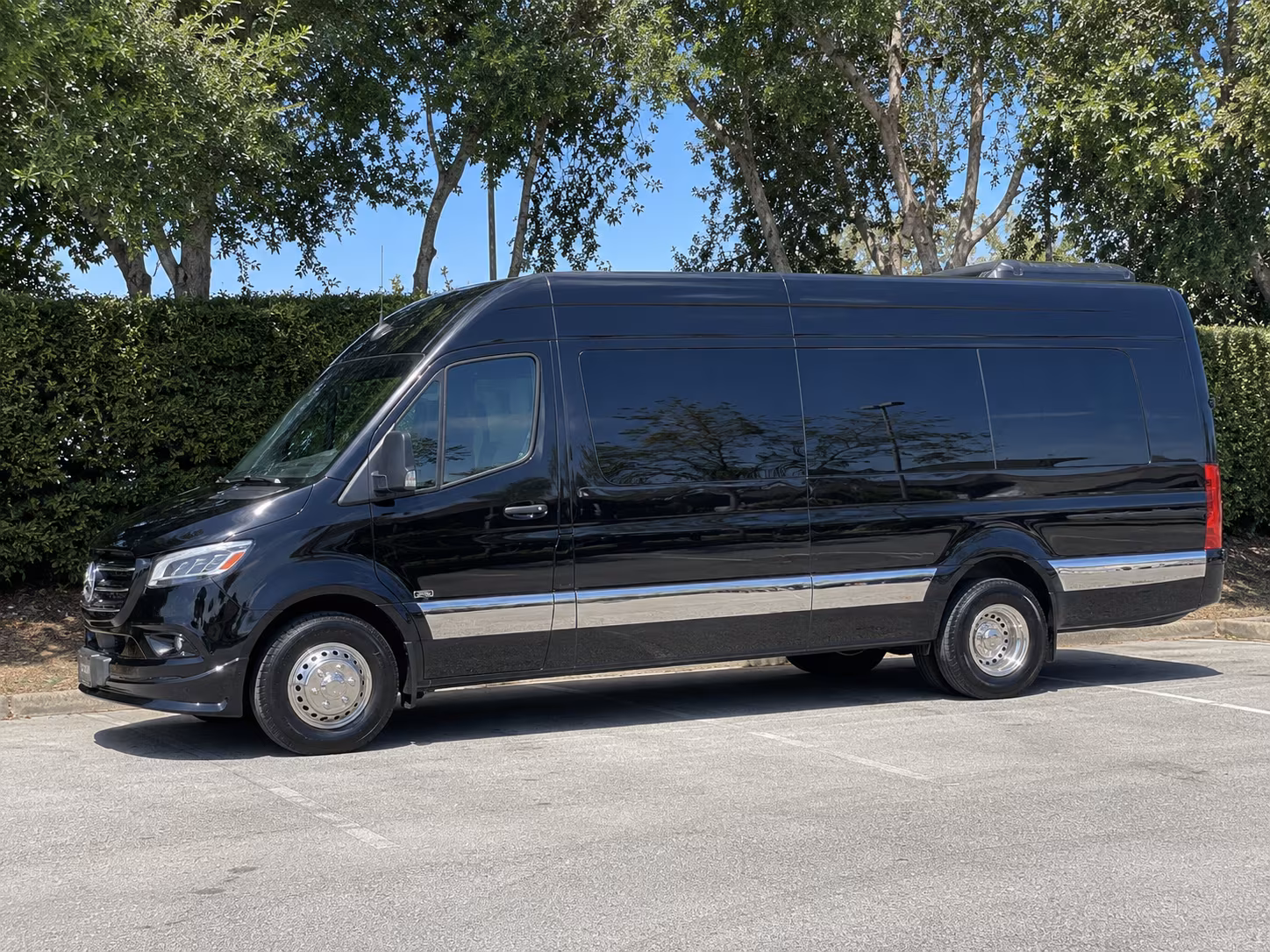 book the perfect ride for your next corporate event 5