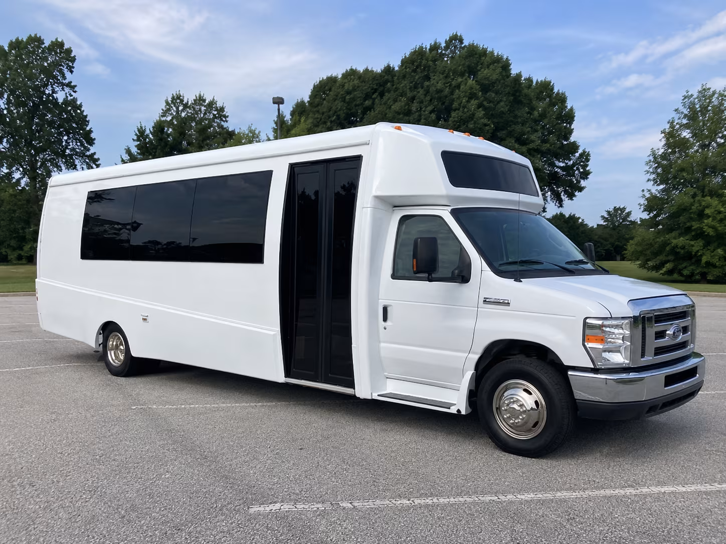 omaha 18 passenger party bus