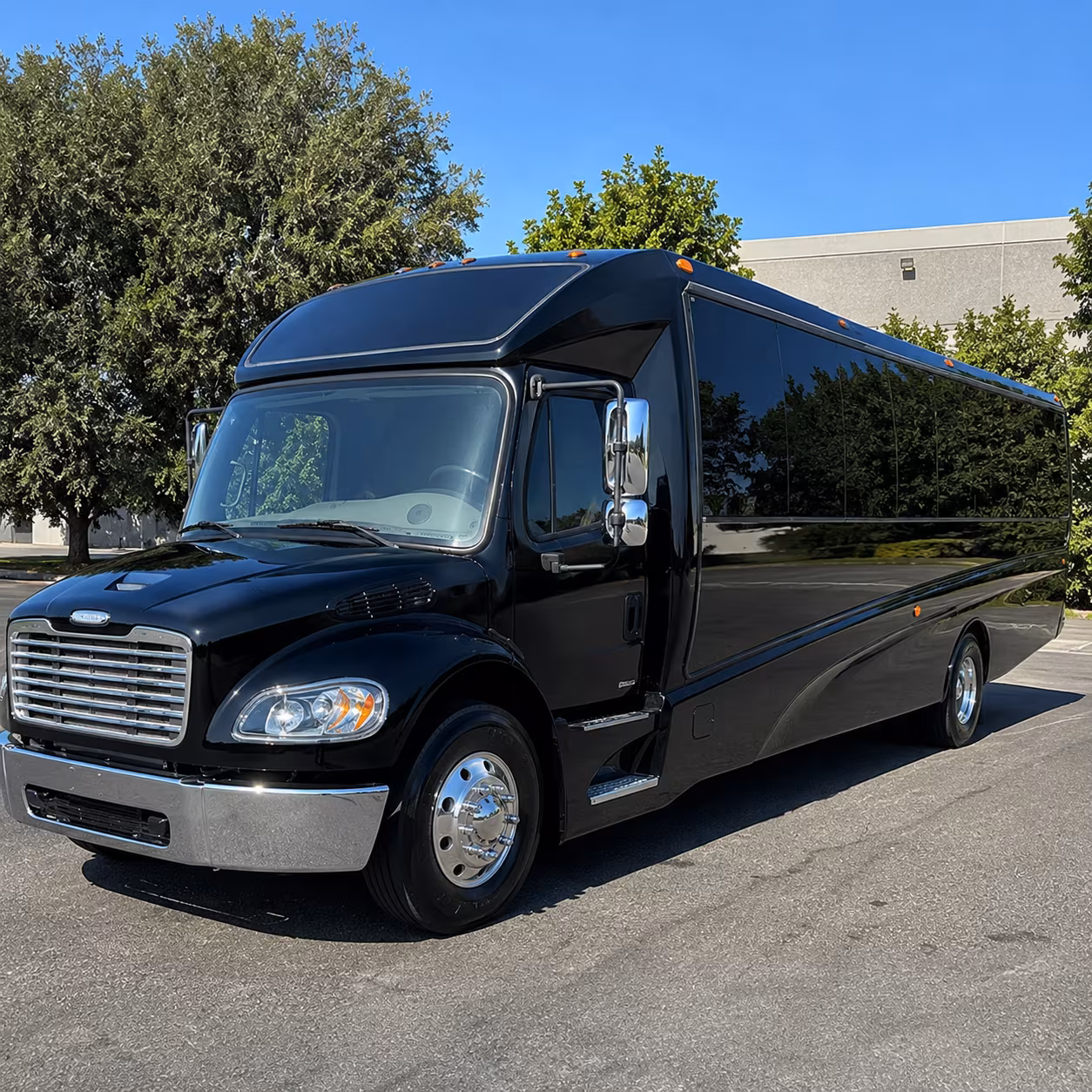 omaha 25 passenger minibus