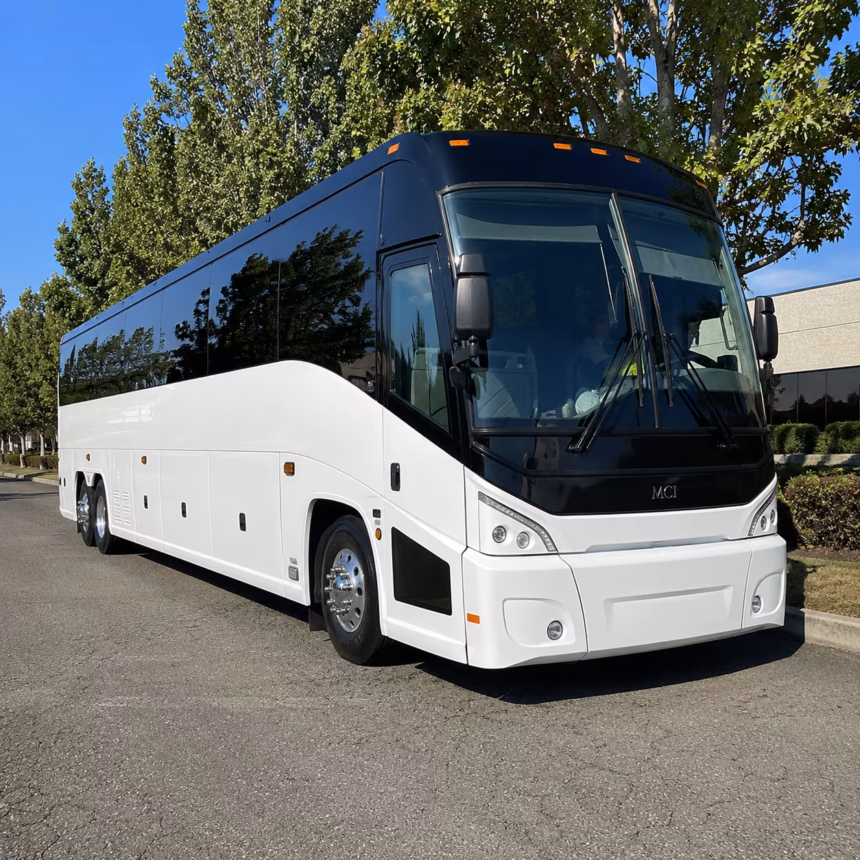 omaha 50 passenger charter bus