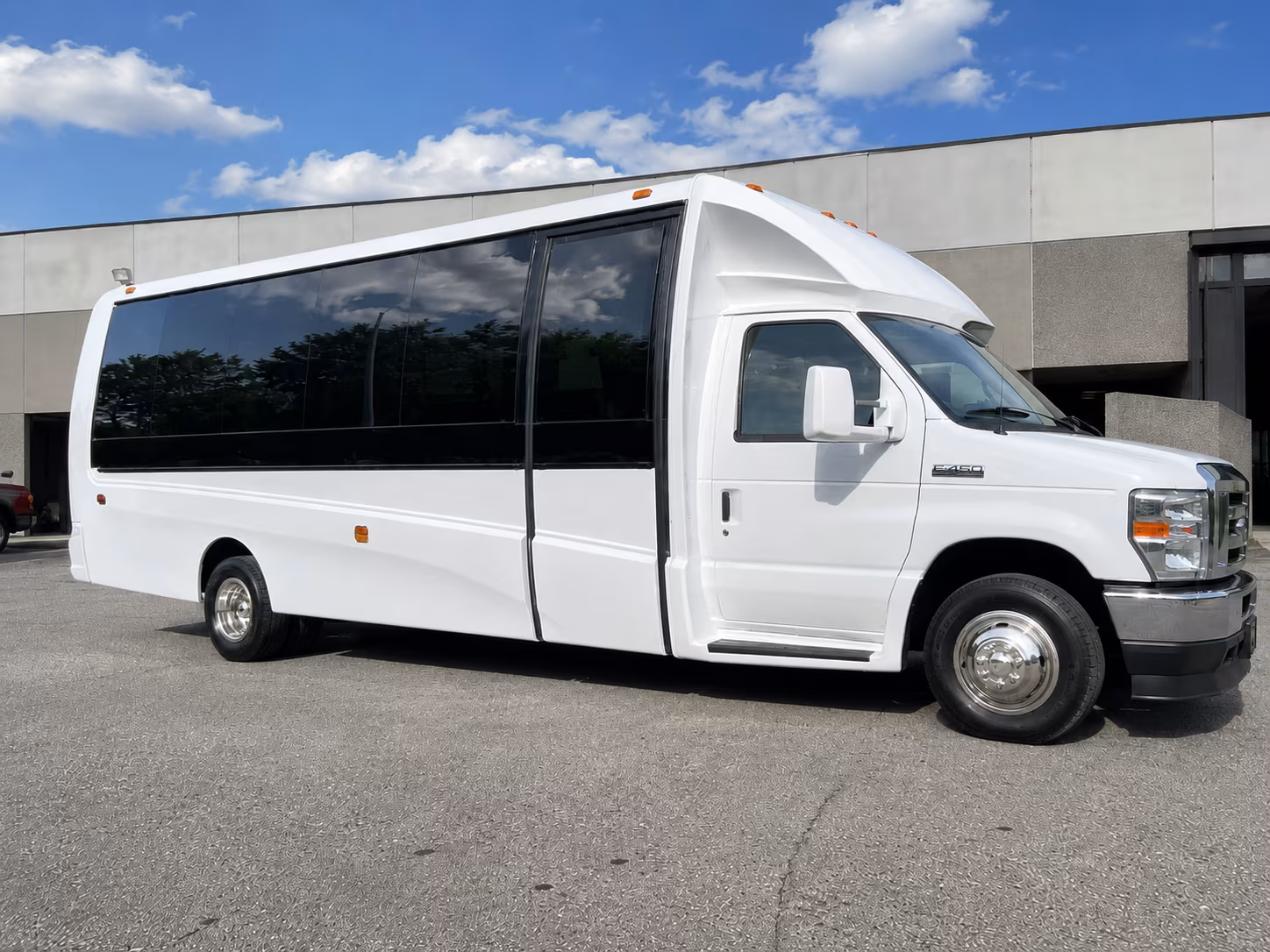 omaha birthday pub crawl buses through benson and the old market