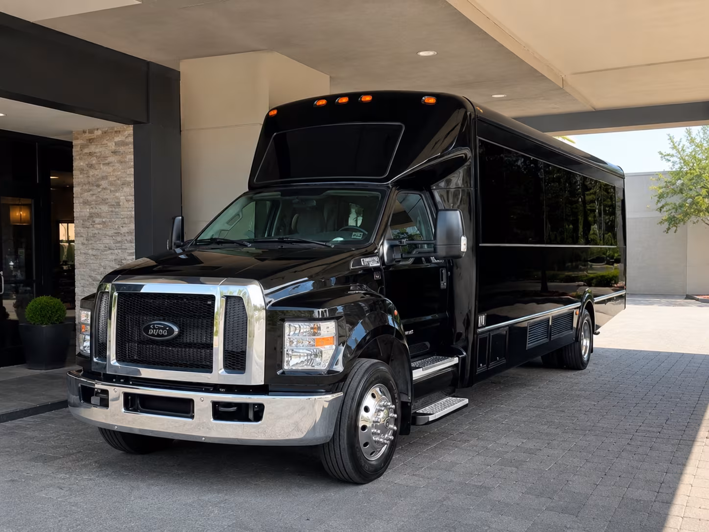 omaha omahas old market party bus rental