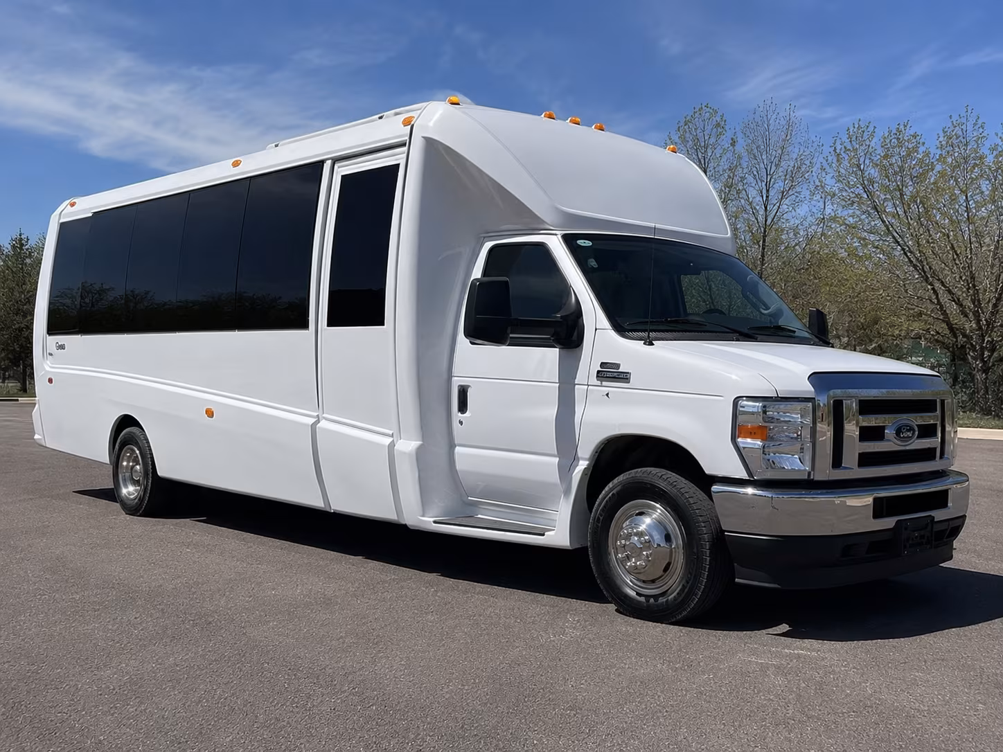 party bus rentals in omaha for the ultimate prom night