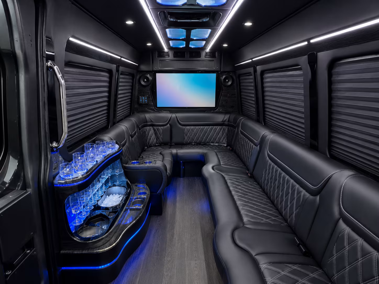 sprinter van and minibus rentals for small group omaha wine tours